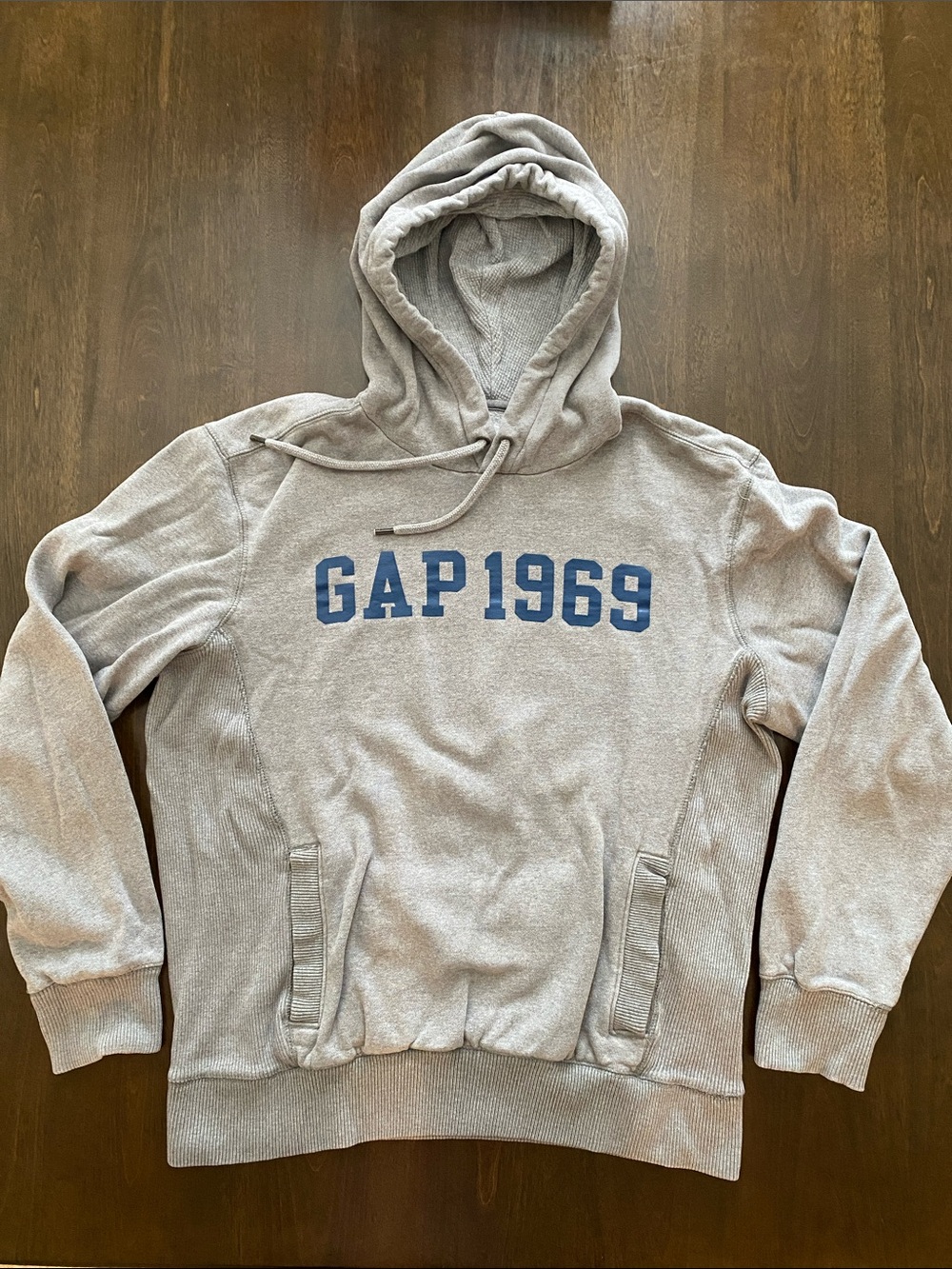 GAP Light Gray Men’s Hoodie with Blue GAP 1969 Logo